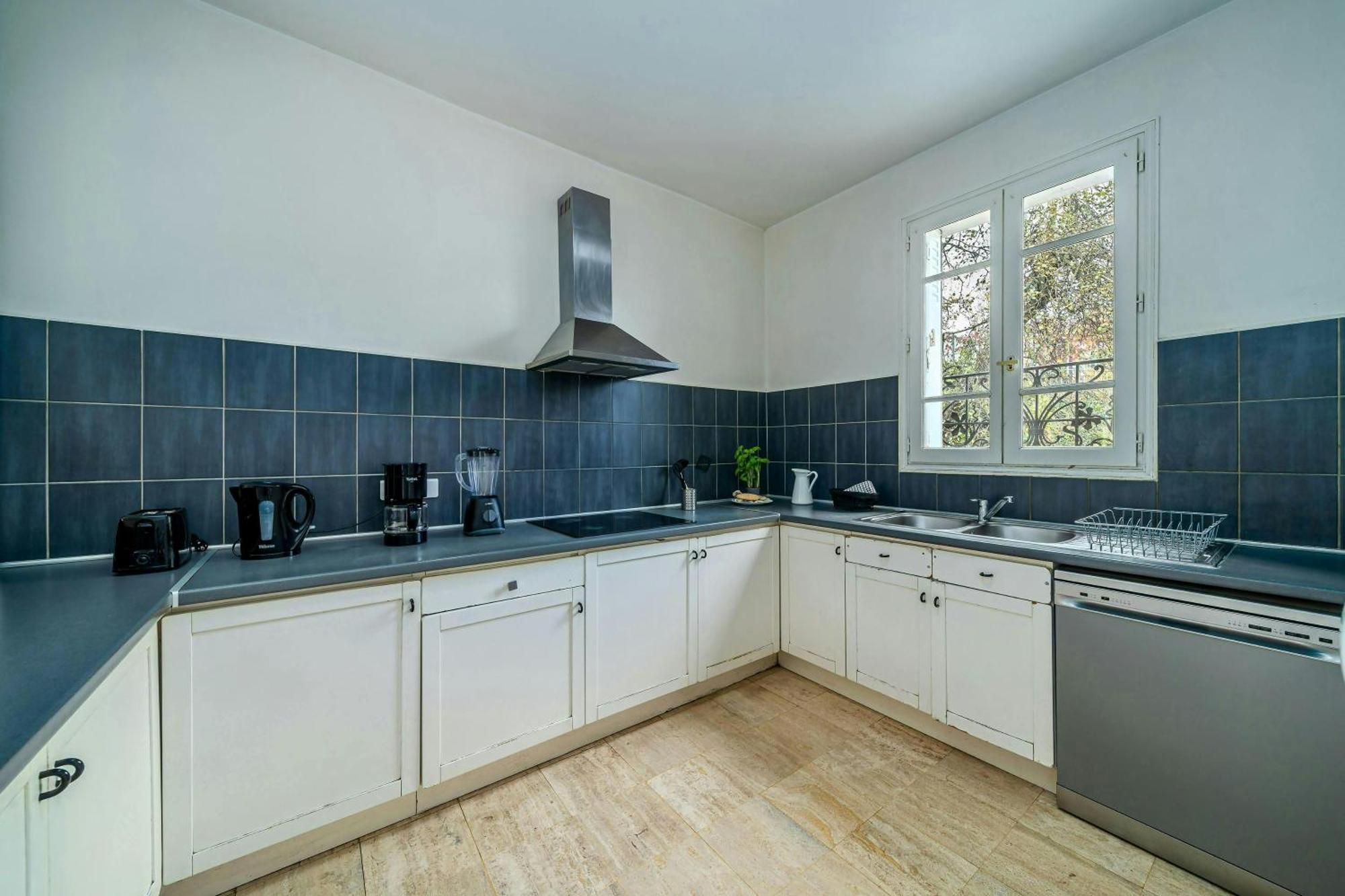 Le Ministere De La Paix - 15min To Gare Du Nord Holiday home *